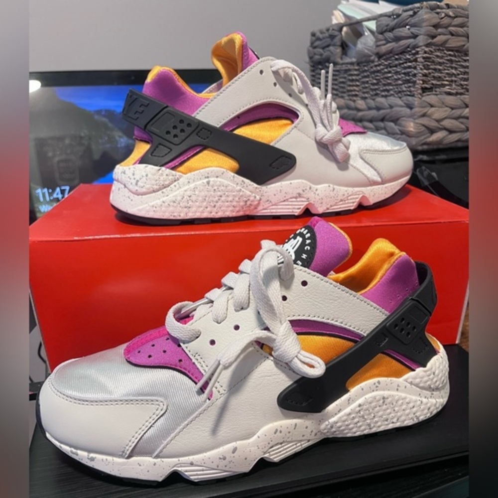 Nike Air Huarache DD1068 003 Men's Size 8 Women's Size 9.5